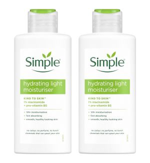 (BUNDLE OF 2) SIMPLE HYDRATING LIGHT MOISTURISER 125ML